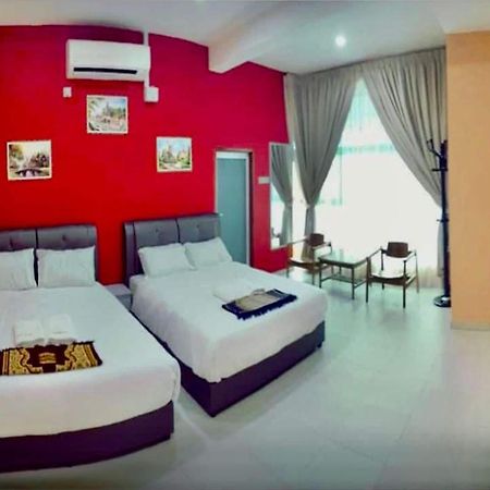Hotel Puteri Miqaila Seri Iskandar Dış mekan fotoğraf
