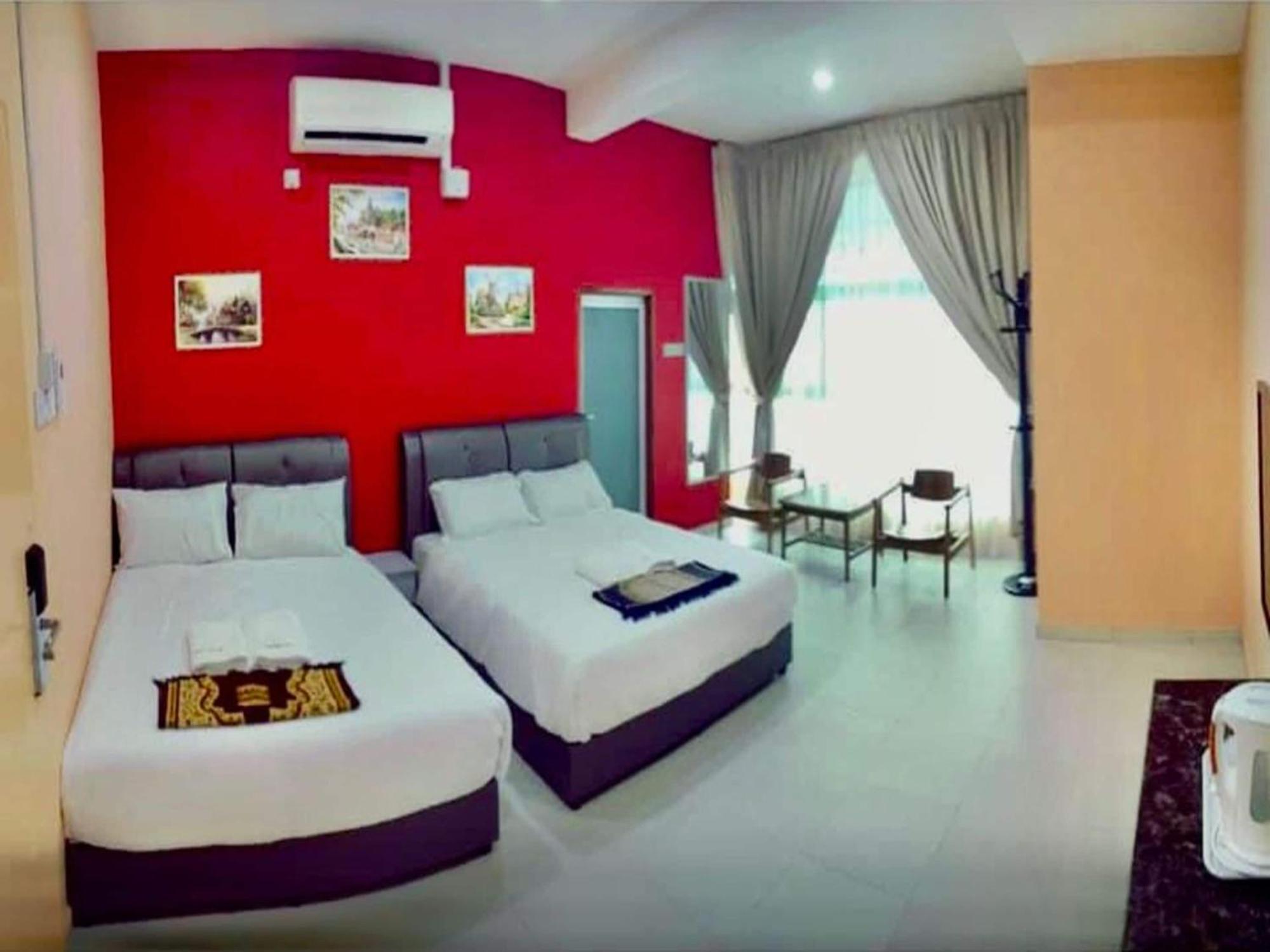 Hotel Puteri Miqaila Seri Iskandar Dış mekan fotoğraf