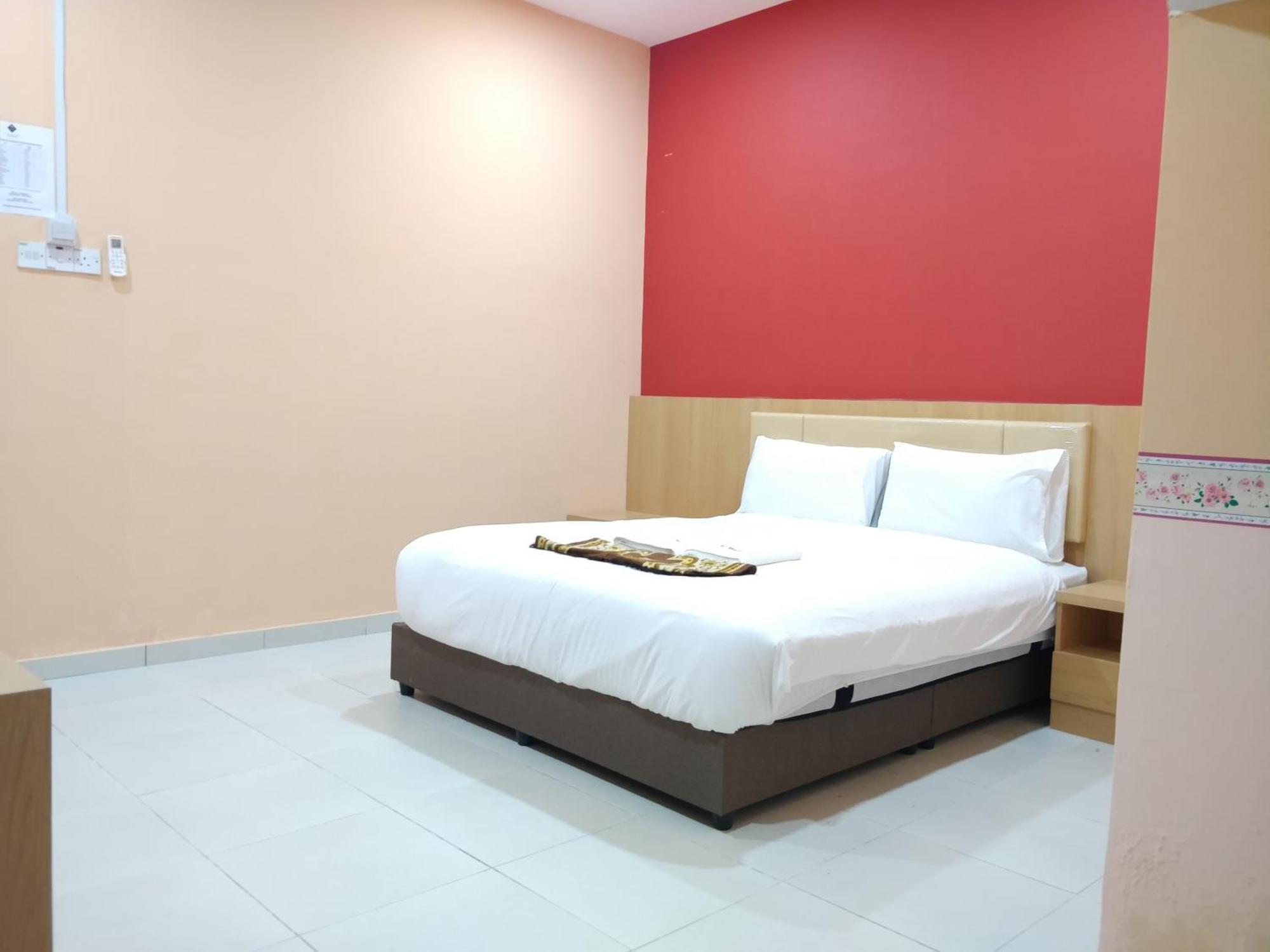 Hotel Puteri Miqaila Seri Iskandar Dış mekan fotoğraf