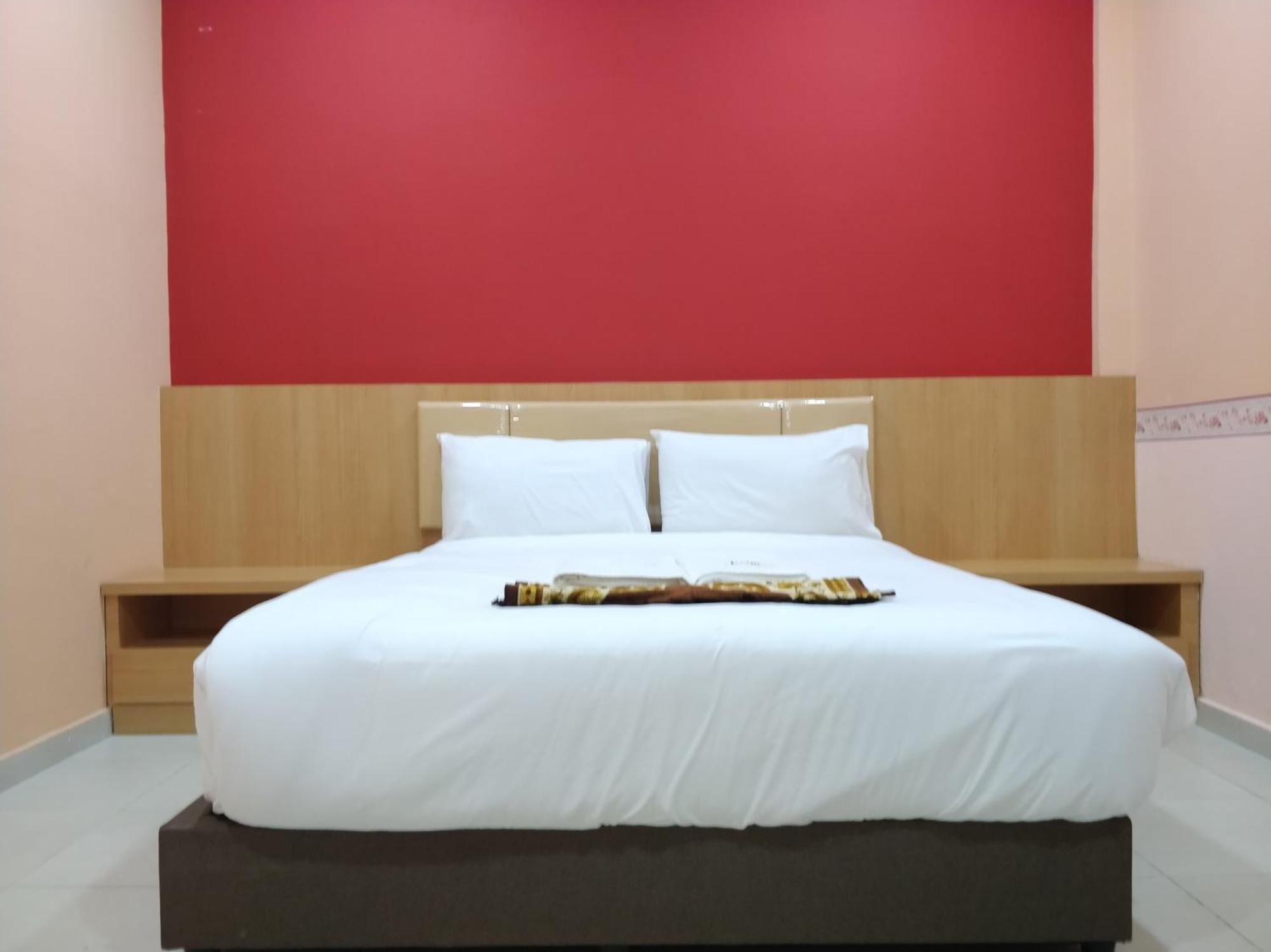Hotel Puteri Miqaila Seri Iskandar Dış mekan fotoğraf