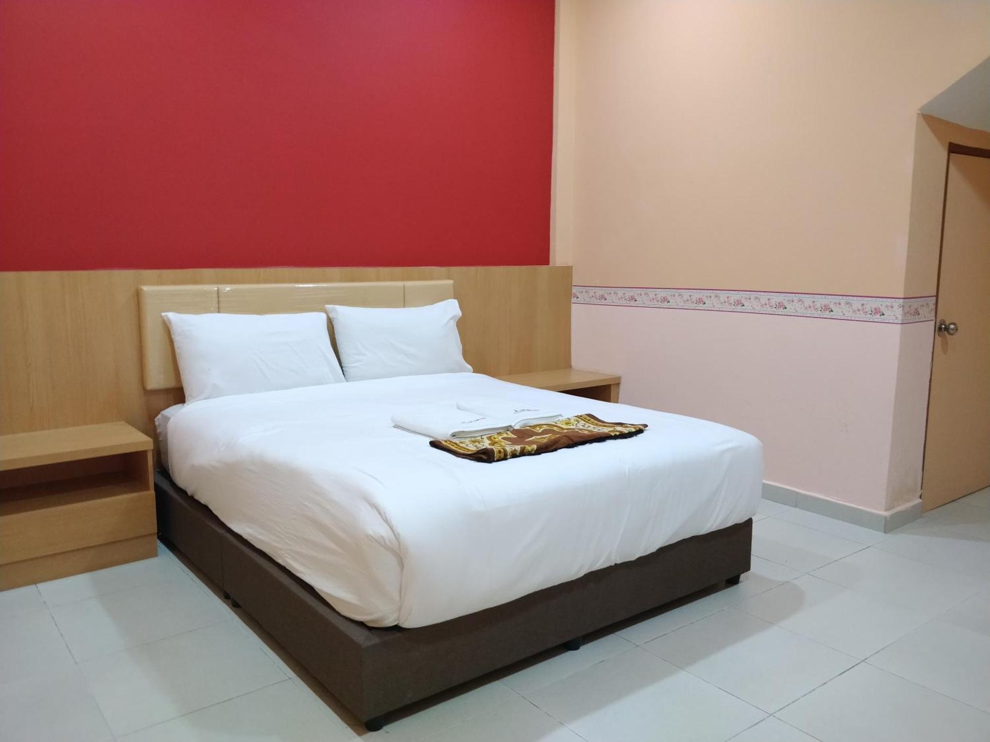 Hotel Puteri Miqaila Seri Iskandar Dış mekan fotoğraf